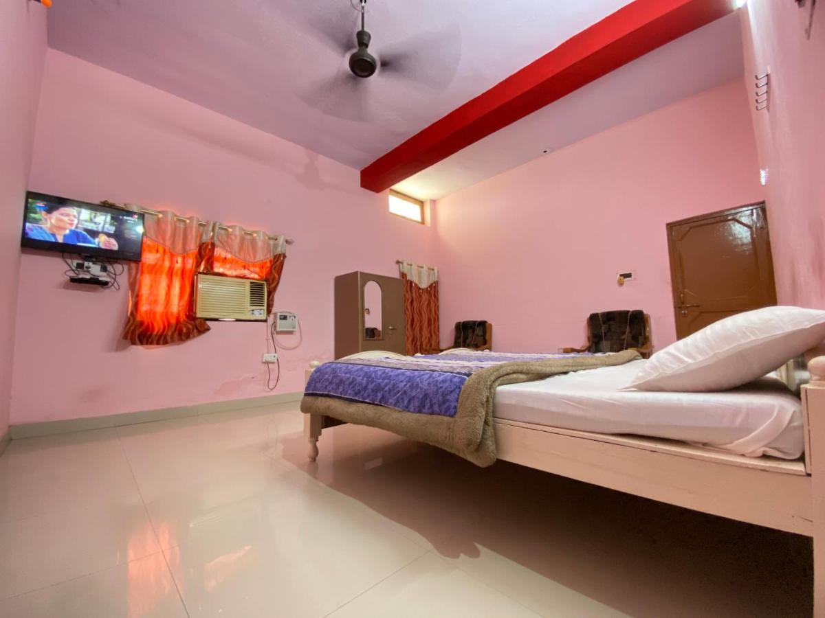 Hotel Shri Mahant Orchha 5 Mint Walking From Ram Raja Temple Eksteriør billede