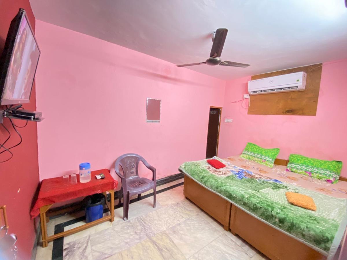 Hotel Shri Mahant Orchha 5 Mint Walking From Ram Raja Temple Eksteriør billede