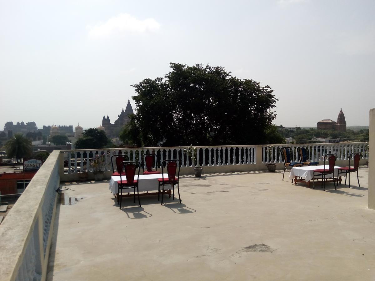 Hotel Shri Mahant Orchha 5 Mint Walking From Ram Raja Temple Eksteriør billede