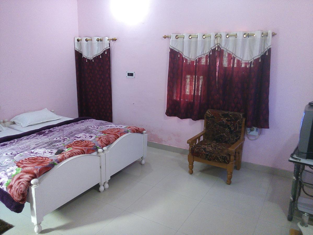 Hotel Shri Mahant Orchha 5 Mint Walking From Ram Raja Temple Eksteriør billede