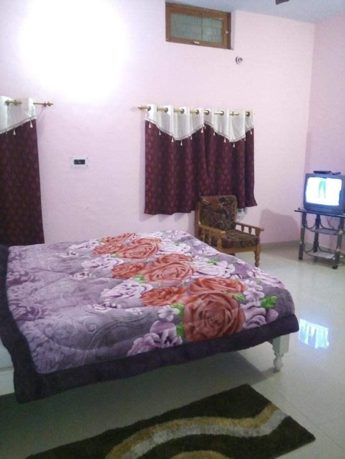 Hotel Shri Mahant Orchha 5 Mint Walking From Ram Raja Temple Eksteriør billede
