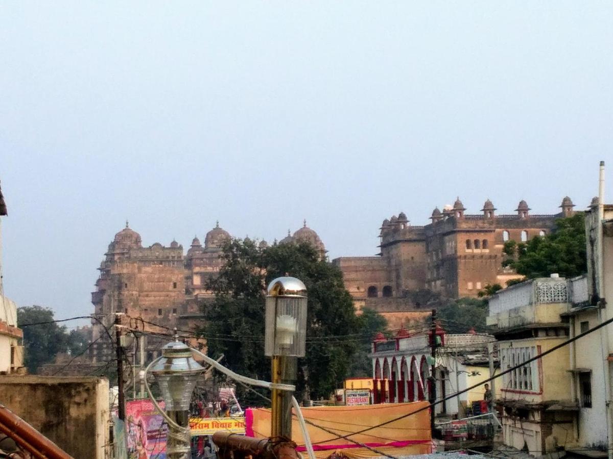 Hotel Shri Mahant Orchha 5 Mint Walking From Ram Raja Temple Eksteriør billede